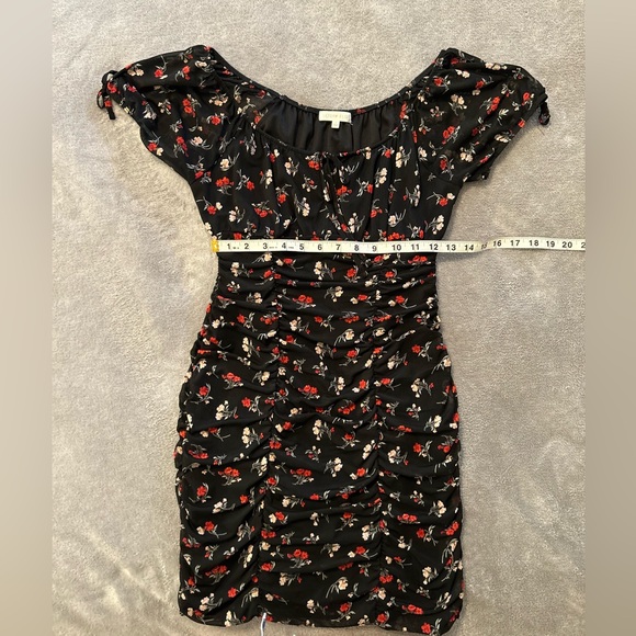 Floral dress - Picture 8 of 11